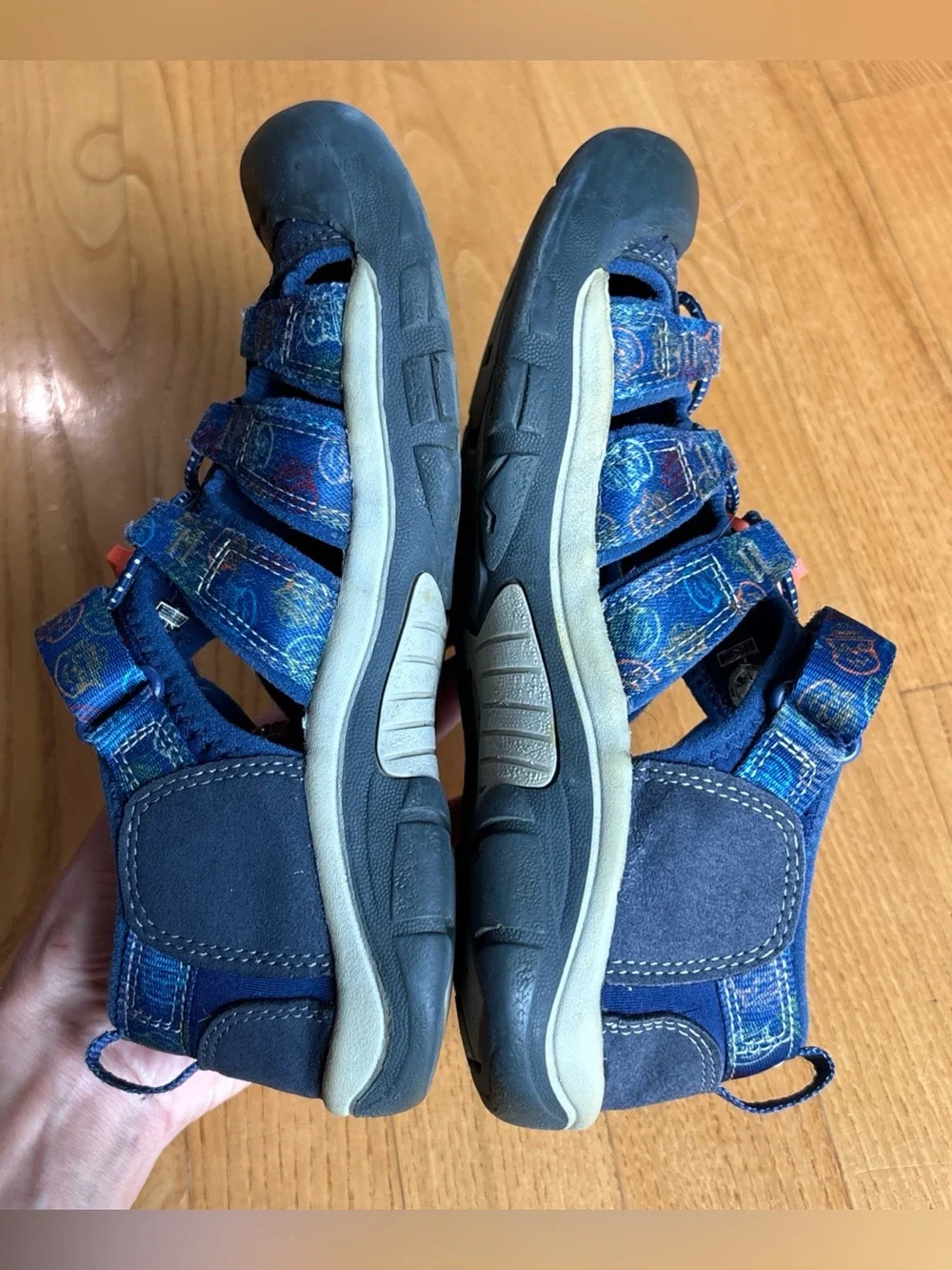 KEEN Newport H2 Blue Sandals Youth Boys Kids Sz 4 Smokey The Bear Shoes Hiking
